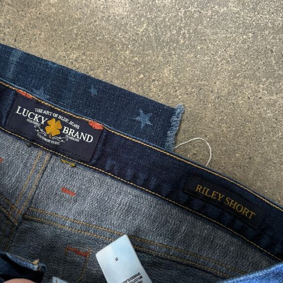 Lucky Brand Low Rise Cut Off Denim Jean Shorts Womens 31 Blue Dark Stars Riley - Picture 5 of 8